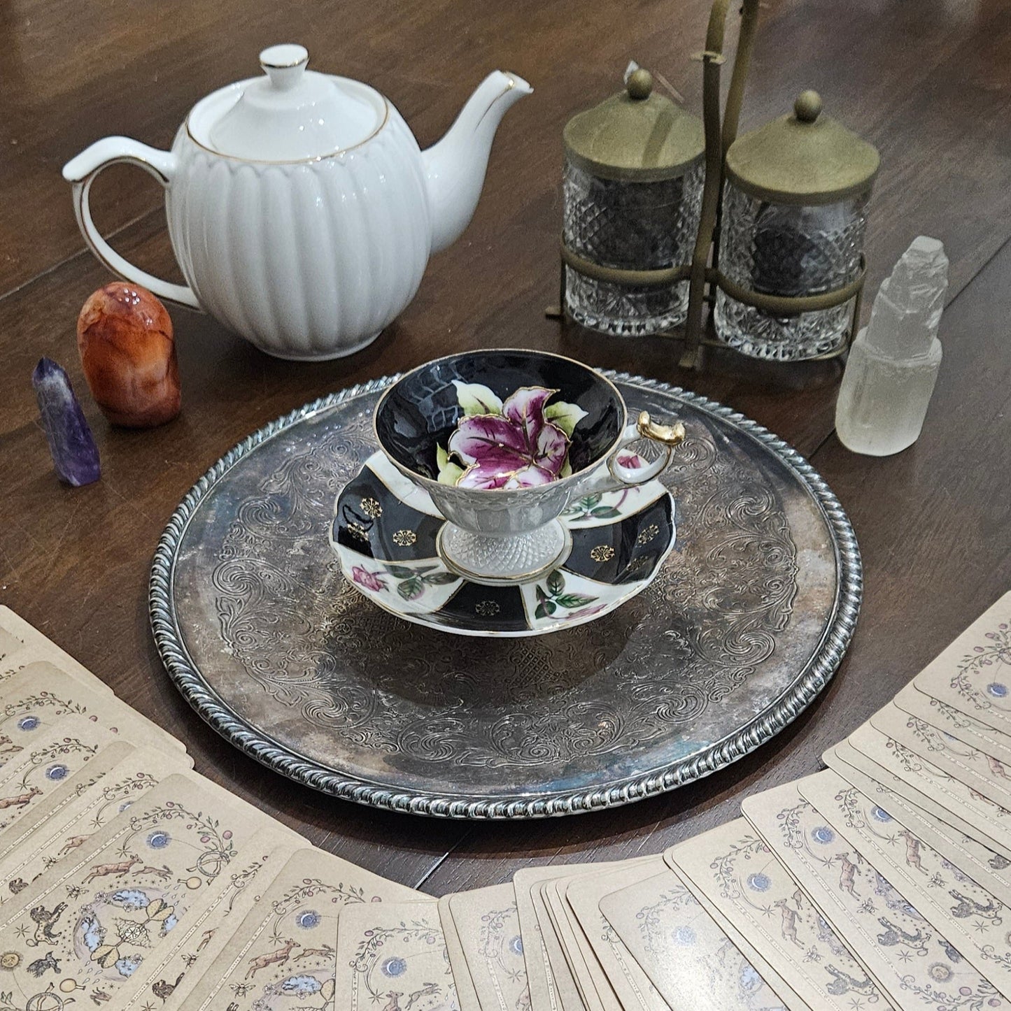 The Art of Tasseography Workshop – Reading the Leaves